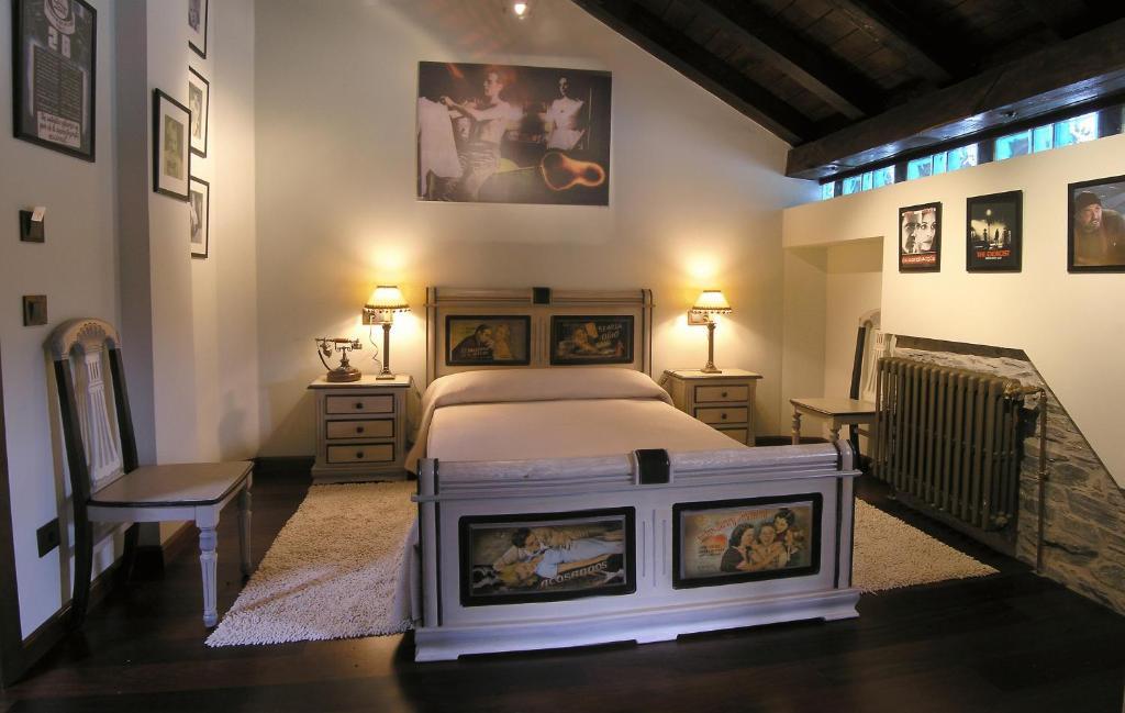 Casona El Gurugu Hotel Luarca Room photo